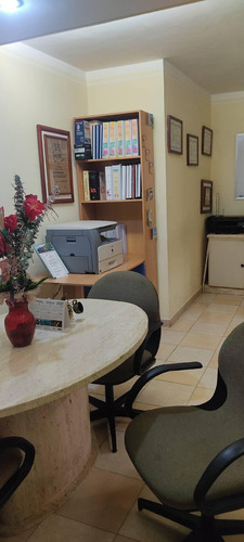 Imagen 7 de 12 de Oficina En Venta En Av Bolivar, Telf. 0241-8239522