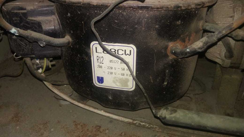 Congelador Para Reparar.. Marca Solgas 330 Litros..