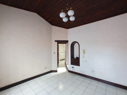 Imagen 22 de 29 de Vendo Hermosa Y Amplia Casa, Estilo Colonial, Sector Preferencial, Alta Plusvalia Y Seguridad