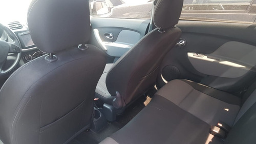 Renault Logan Privillege (2017) 1,6 Digno De Ver (el)