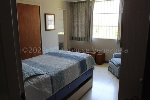 Casa En Venta Los Palos Grandes Ee24-19486