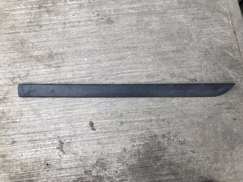 Moldura Puerta Delantera Derecha Ford Focus Sedan 00-04 Orig