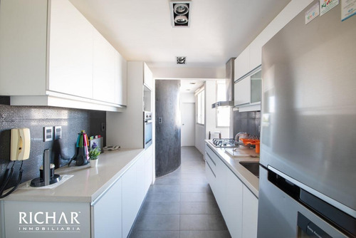 Imagen 4 de 19 de Apartamento En Venta - 3 Dormitorios - Pocitos - Garaje