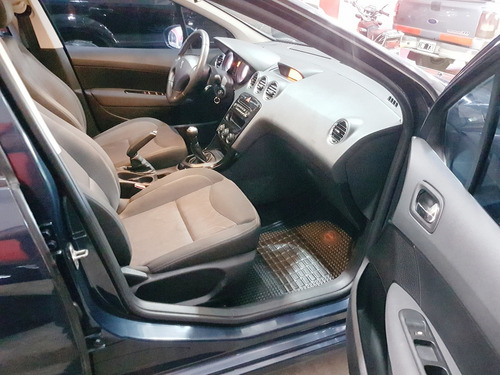 Peugeot 308 Active Linea Nueva 1.6n 2015