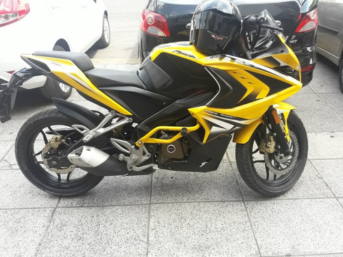 Bajaj Rouser Rs 200-2018 14000 Km Imp Est $410000 T/auto Mot