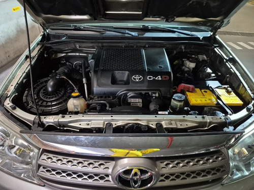 Toyota Fortuner 3.0 Sr5