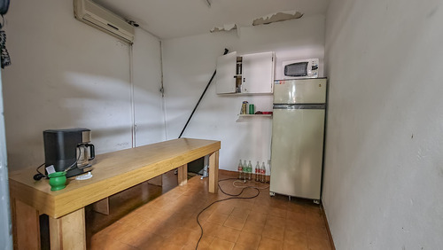 Galpón En Venta Zona Abasto.