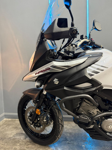 Suzuki V-strom 650
