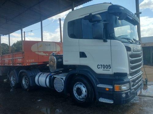 Imagem 4 de 13 de Scania R440 6x4 2014 - Com Retarder