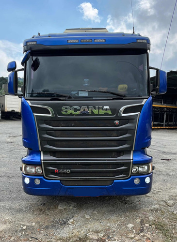 Imagem 1 de 15 de Scania R-440 14/14 Azul 6x2 Cegonheiro Gustavo-caminhões