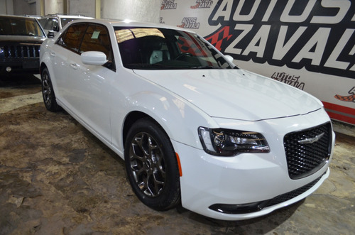 Chrysler  300 S  V6 2015