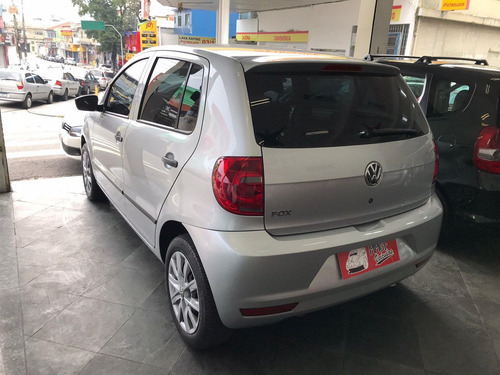 Imagem 4 de 10 de Volkswagen Fox 1.0 Mi Total Flex Completo