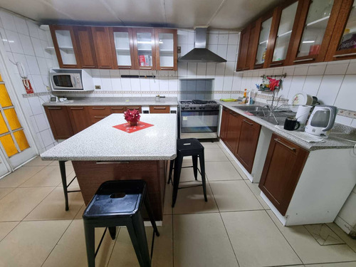 Arriendo Casa 7 Habitaciones (106206)