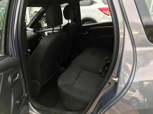 Imagen 7 de 8 de Renault Duster Expression 1.6 2017