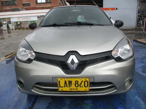 Renault Clio Style 1200cc Mt Aa