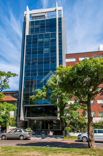 Excelentes Oficinas En Alquiler En First Tower
