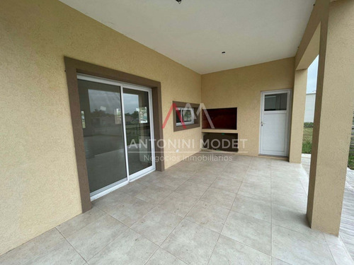 Imagen 15 de 17 de Antonini Modet - Casa En Venta En Santa Elena - Pilar Del Es