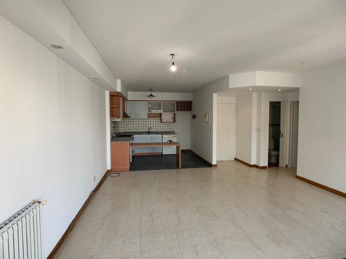Imagen 3 de 18 de Oportunidad!!! Excelente 2 Ambientes Con Toilette Y Amenities - Belgrano