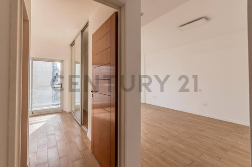 Venta Departamento 3 Ambientes Con Balcon En Once Apto Credito