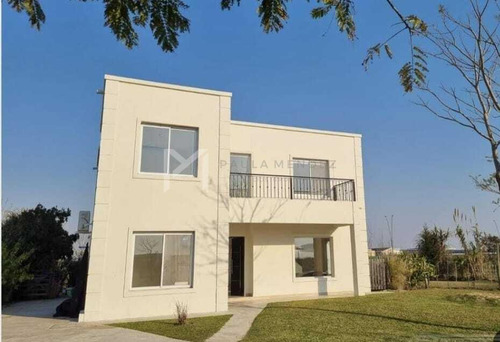 Casa  En Venta En Vistas, Puertos, Escobar