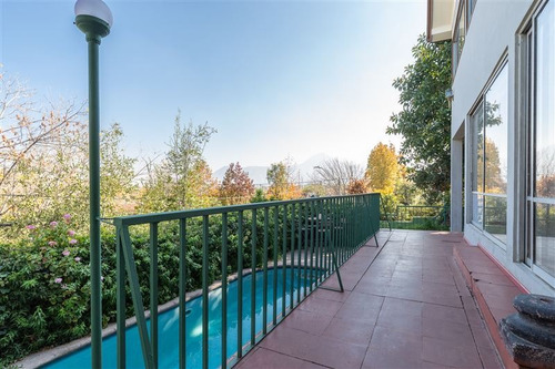 Venta Casa En Cardenal Newman Los Dominicos, Sin Comisión