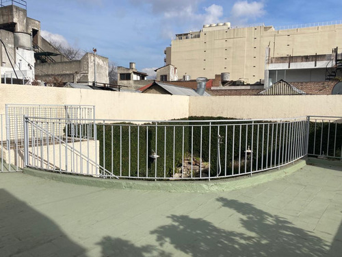 Venta Casa 5 Amb Dependencia Terraza Patio Jardin Parrilla En Floresta Norte