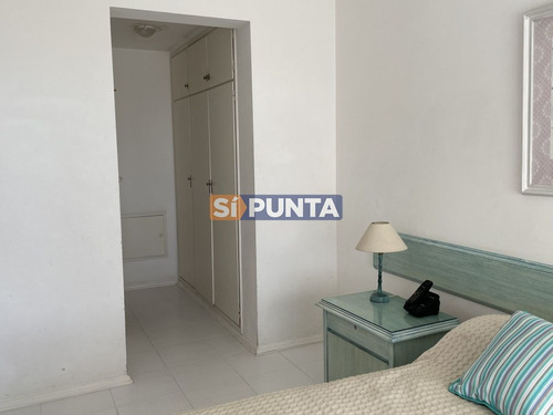Imagen 9 de 18 de Apartamento En Alquiler - Brava