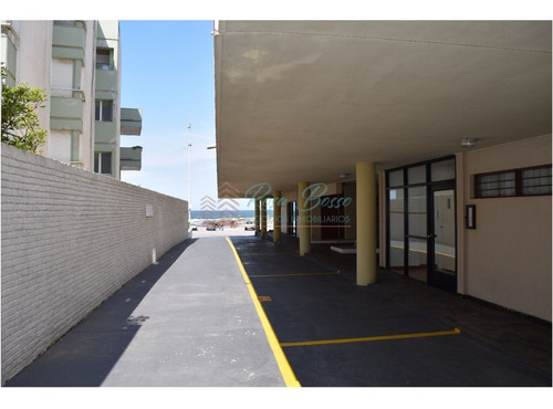 Apartamento En Peninsula, 2 Dormitorios *- Ref: 2773