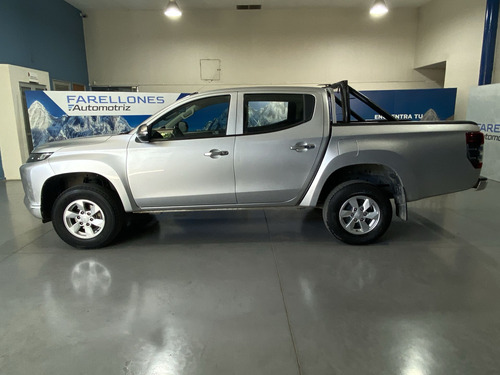 Mitsubishi L200 katana cr 4x2 rhbc61