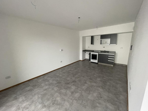 Imagen 6 de 17 de Venta Departamento 2 Ambientes En Saavedra