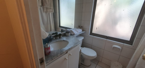 Casa 2 Pisos Amplia , 5 Dormitorios , 3 Baños , Living , Com