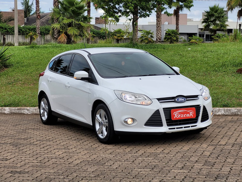 Ford Focus SE 1.6 16V TiVCT PowerShift