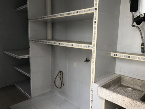 Imagen 14 de 30 de En Venta Casa En Fracc. La Loma, Royal Country