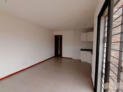 Imagen 10 de 20 de Preciosa Casa En Valle Di Saronno