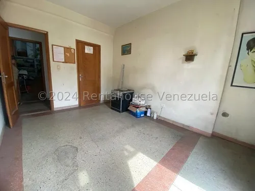 El Bosque Mls# 25-3483 Wm