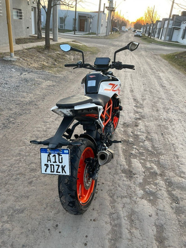 Imagen 8 de 15 de Ktm Duke 390