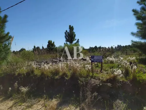 Terrenos - Barrio Pinares - Mza 102