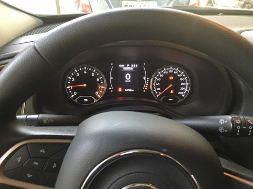 Imagem 5 de 15 de Jeep Renegade 2018 1.8 Flex Aut. 5p