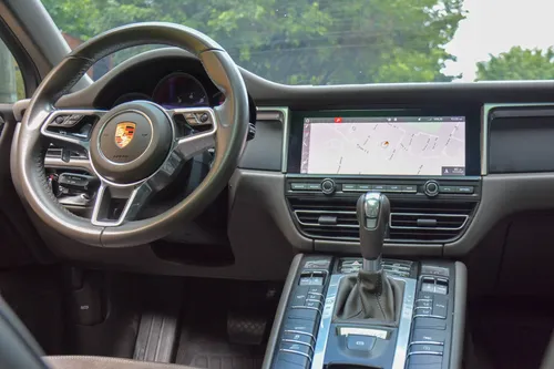 Porsche Macan 2.0 Lux
