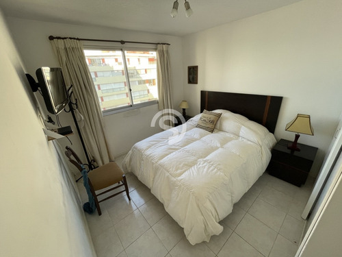 Apartamento De 2 Dormitorios En Excelente Precio- Ref: 4820