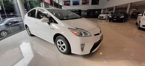 Imagen 2 de 14 de Toyota Prius 2015 1.8 Base Mt