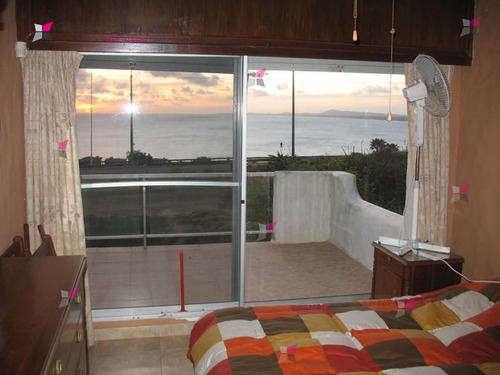 Casa En Punta Ballena, 6 Dormitorios *- Ref: 7887