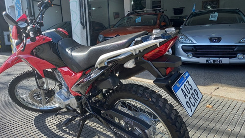 Imagen 3 de 10 de Corven Triax 200 R3 2017