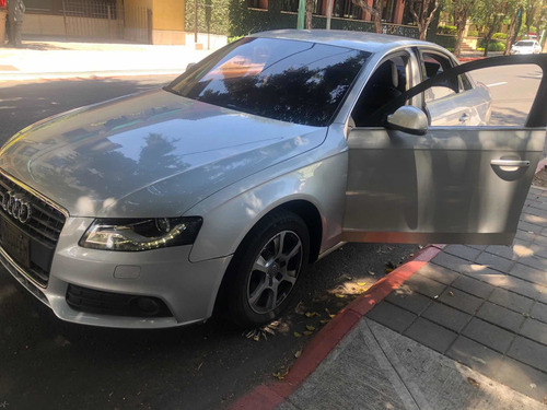 Imagen 9 de 11 de Audi A4 1.8 Turbo Audi A4