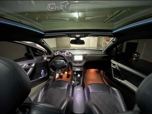 Imagen 10 de 11 de Peugeot 208 1.6 Xy 2014