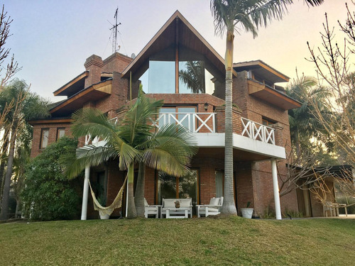 Casa En Venta En Barrio Boat Center, Tigre