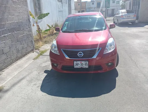 Nissan Versa 1.6 Advance At