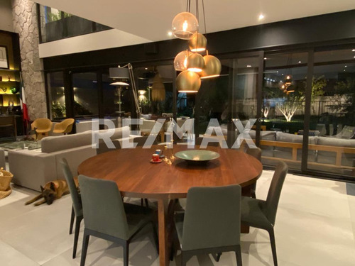 Casa En Venta En Condominio Altozano