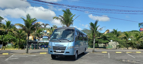 Imagen 8 de 10 de Traslado Personas Personal Van Camioneta Combi Aeropuerto