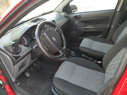 Imagem 4 de 15 de Ford Fiesta 2012 1.0 Flex 5p